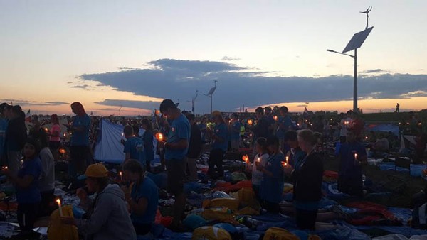WYD2016_2_CYM_web WYD2016_2_CYM_web