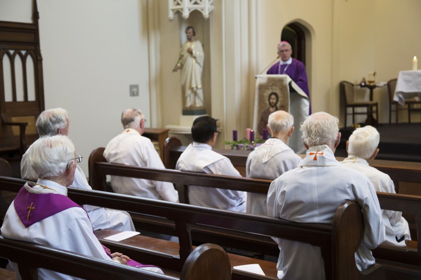 RetiredPriestMass3Dec16