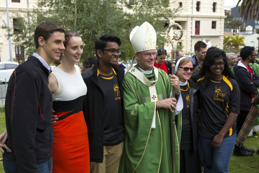 WYD-CommissioningMass2Jul16