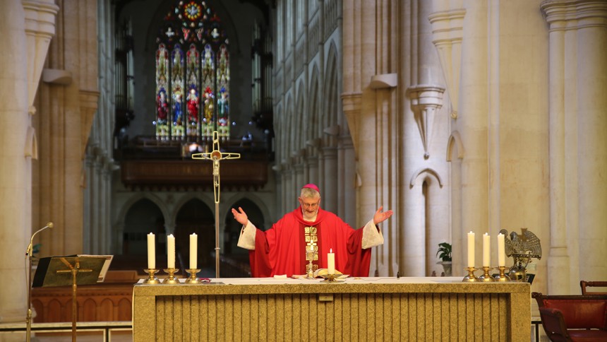 BishopShaneMackinlay_celebrates_Mass_SacredHeartCathedral_Bendigo_Homily_web
