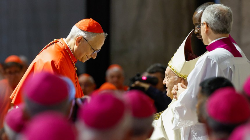 20240509T1215-POPE-BULL-JUBILEE-1776279_webcropped